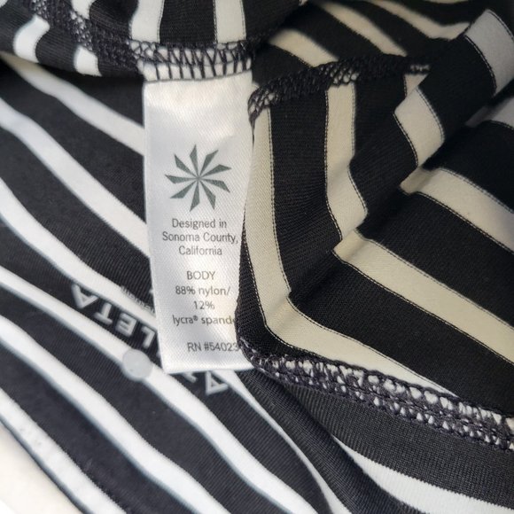 Athleta Women's Small Tall Leggings Black White Crop - Picture 4 of 4